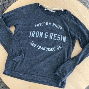 IRON & RESIN Womens Pullover Logo Sweatshirt
